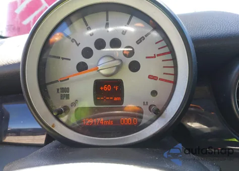 2008 Mini Cooper S Clubman z USA, uszkodzony, nr VIN WMWMM335X8TP87965